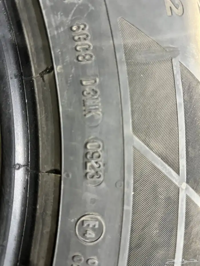 طقم كفرات كونتيننتال نضيف مقاس 265.65.18 11