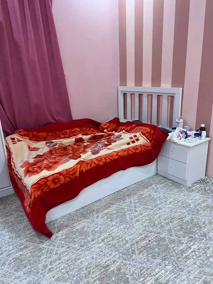 أثاث للبيع بحالة جيدة جدا 7