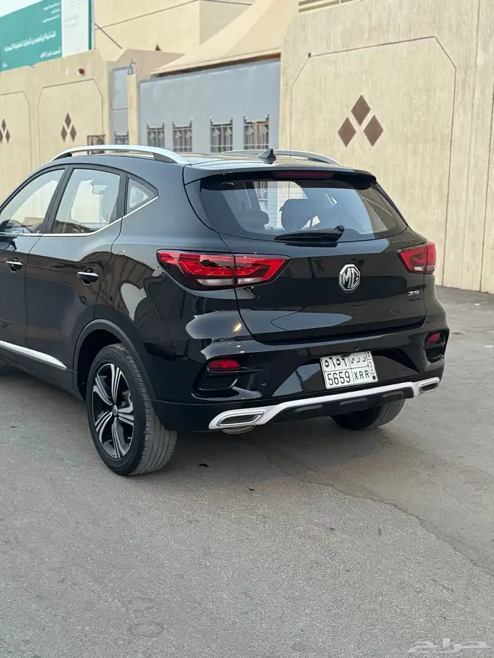 للبيع ام جي ZS موديل 2022 6