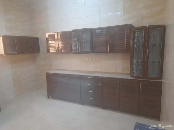 مطبخ نظيف مستعمل للبيع 0