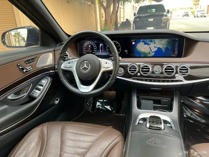 مايباخ 2018 S560 23