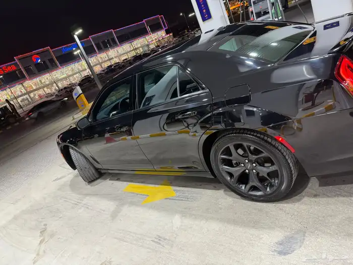كرايسلر 300S للتنازل 2023 8