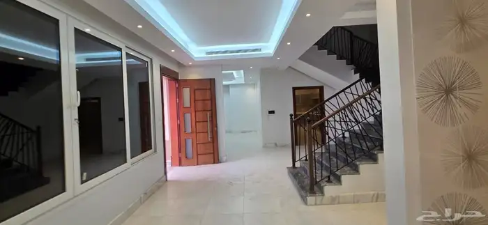 فيلا ايجار حي الزمرد مساحه 375متر 5
