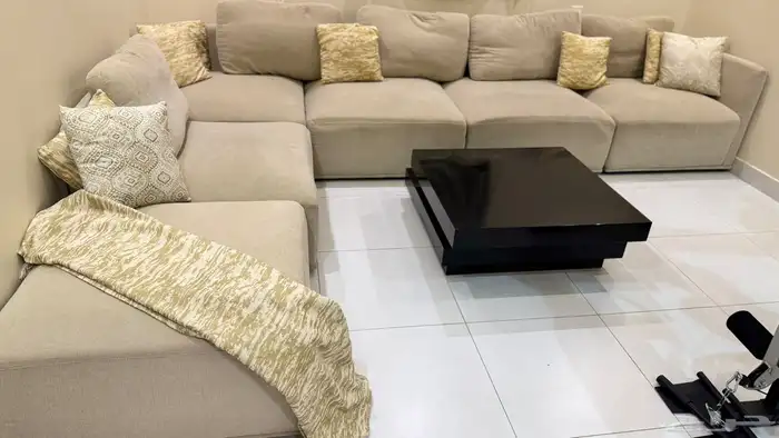 كنب وطاولة قهوة وطاولة تلفزيون 0