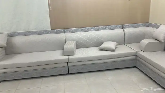للبيع اتواصل في الواتساب 1