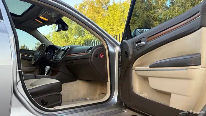 كرايسلر C300 2014 ( اكزاكتف اعلى فئه ) 42