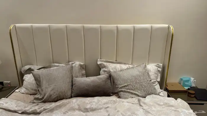 ثلاجة و غساله و مايكرويف و غرفة نوم 5