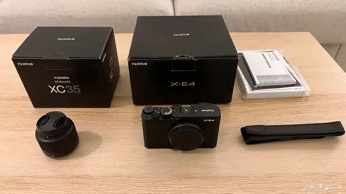 كاميرا فوجي فيلم X-E4 مع عدسة فوجي xc35mm 0