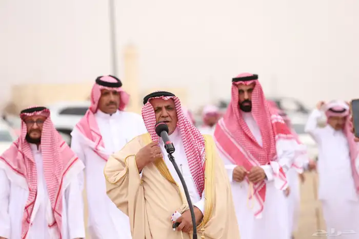 مصور فوتغرافي ومصمم 21