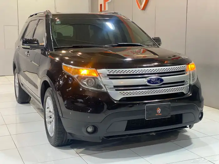 فورد اكسبلور XLT 2013 بحالة نظيفة 2