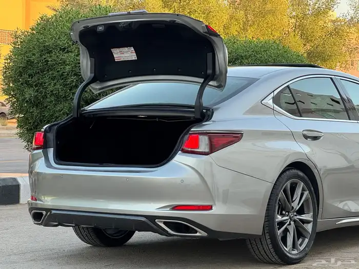 لكزس ES350 2020 (Fسبورت ) 19