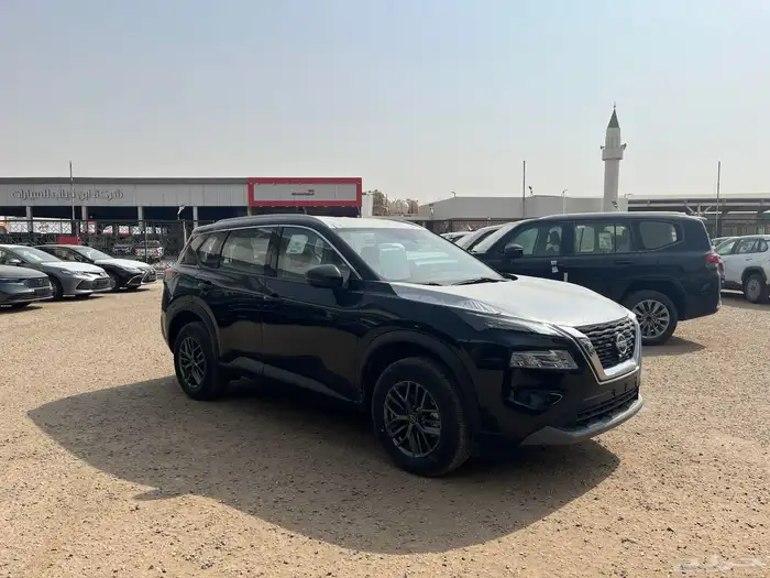 نيسان اكستريل 2023 دفع رباعي 7ركاب s 1