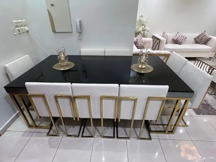 طاولة طعام للبيع 0