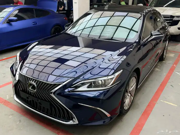 LEXUS ES350 عبداللطيف جميل 1