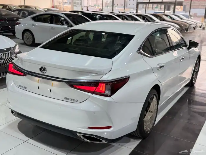 لكزس ES 350 ستاندر مطور بريمي فتحة سقف 2025 نظام 50-50 11