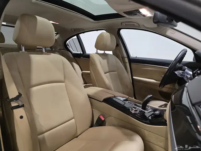 بي ام دبليو 520i موديل 2014 بحالة ممتازة 6
