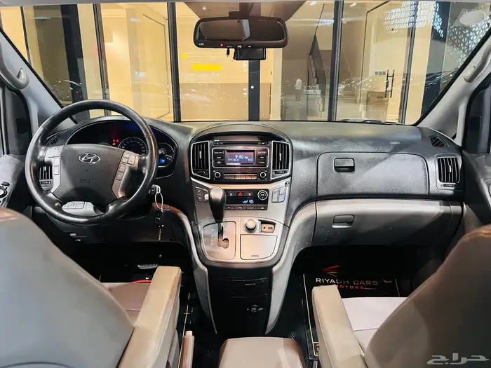 هيونداي H1 فل كامل 2020 دبل ديزل(بحالة ممتازة) 19