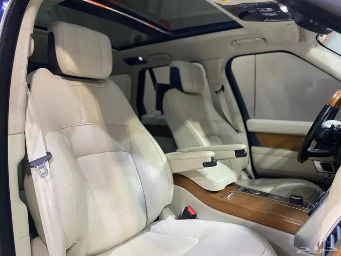 رينج روفر فرج P525 2021 فل كامل بحاله ممتازه 23