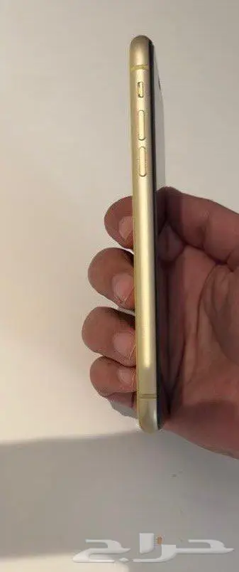 iPhone XR 64 GB آيفون اكس آر 5