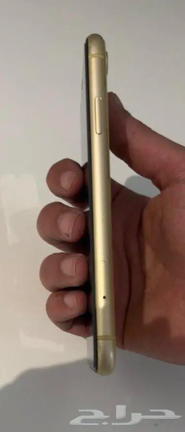 iPhone XR 64 GB آيفون اكس آر 6