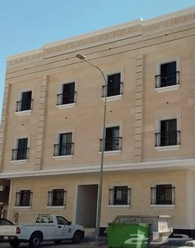 للبيع عمارة مؤجره بشيك 5 سنوات في مدينة العمال جديده 0
