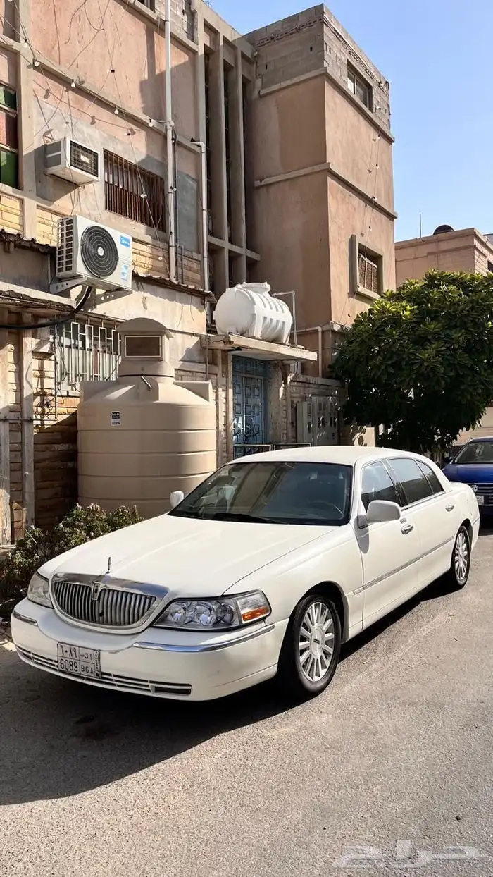 لينكون تاون كار 2003 0