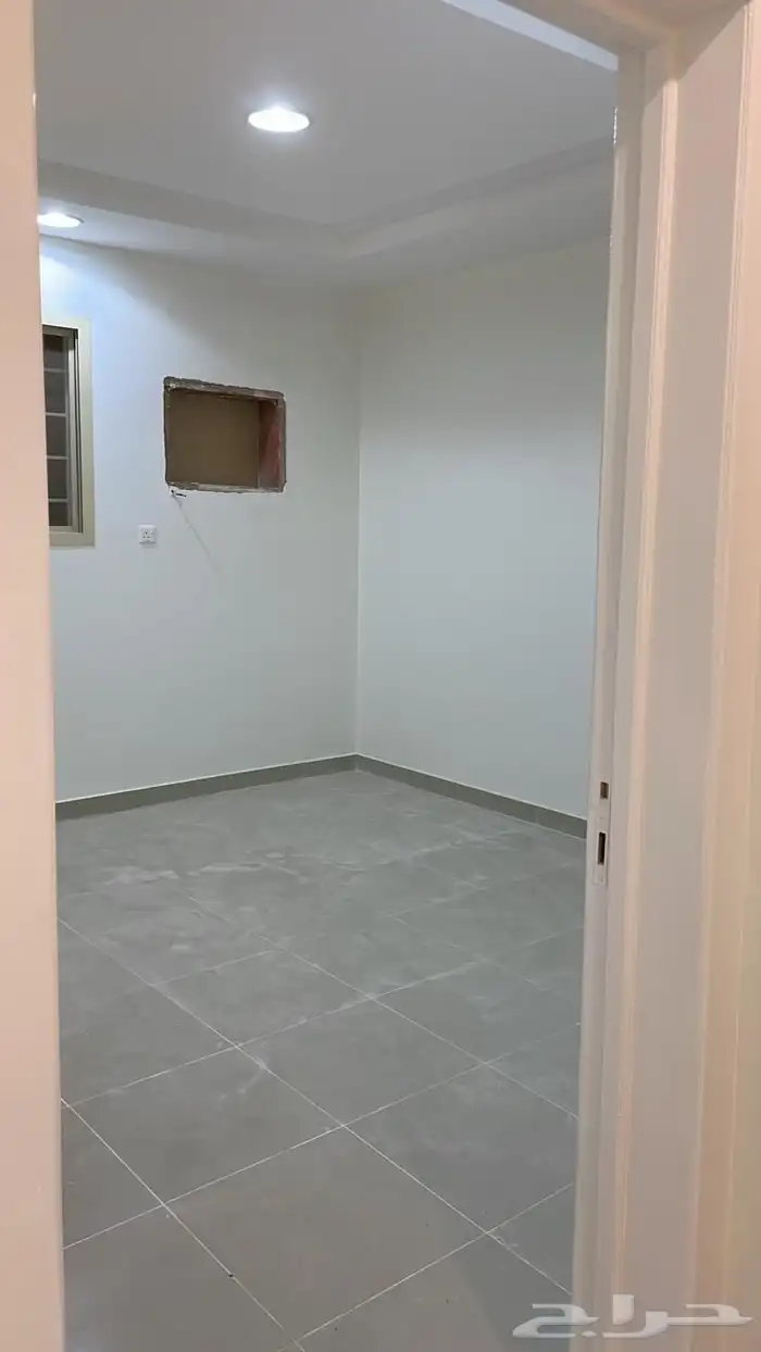 للبيع شقه في ظهرة لبن مخرج 33 4