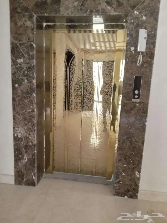 مصعد مستعمل استعمال خفيف للبيع 0
