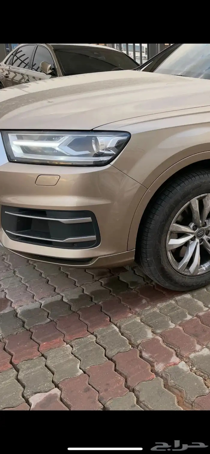 شمعات اودي Q7 2019 1