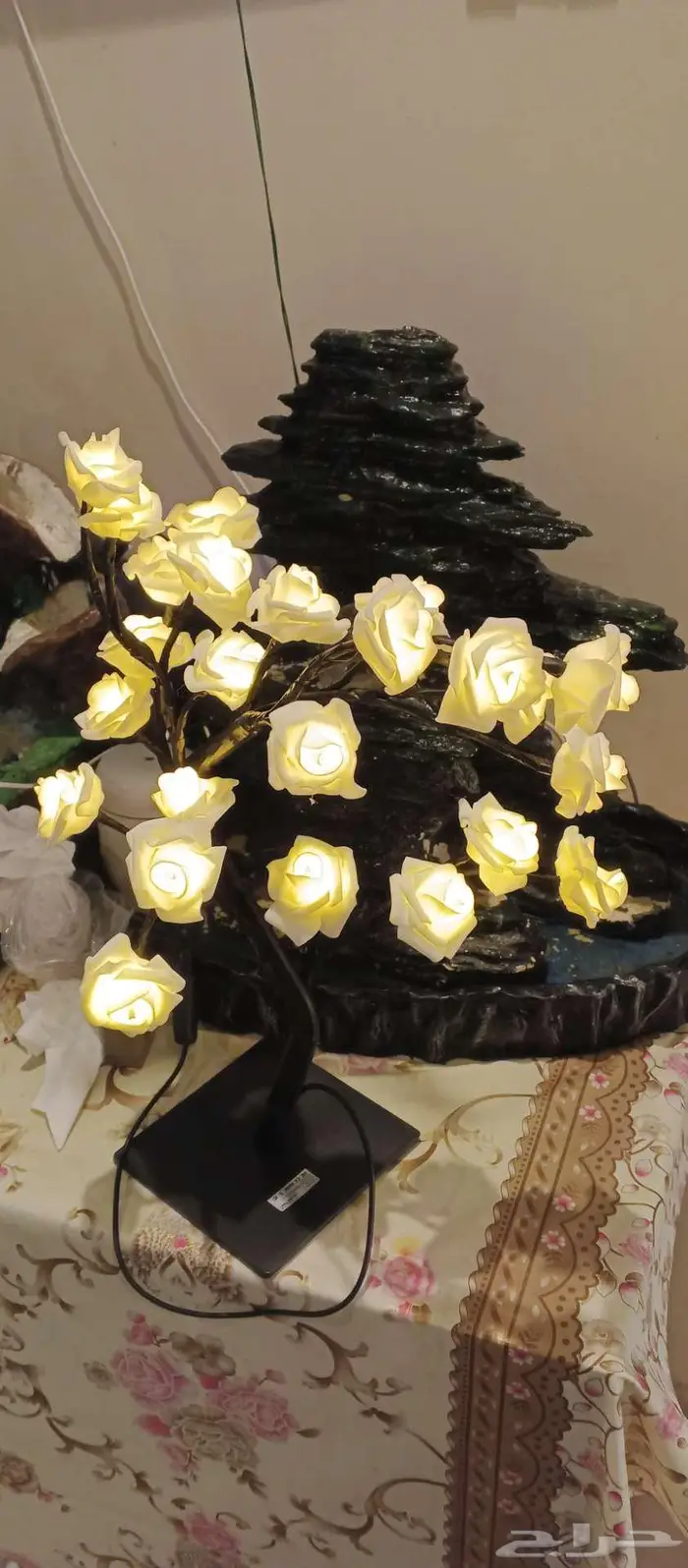 شجره ورد مضيئه 0