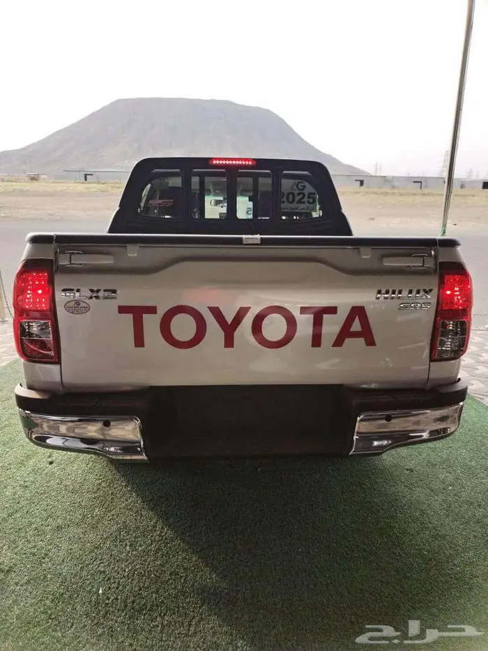 هايلوكس غمارتين GLX2 بنزين جنوط 2025 3