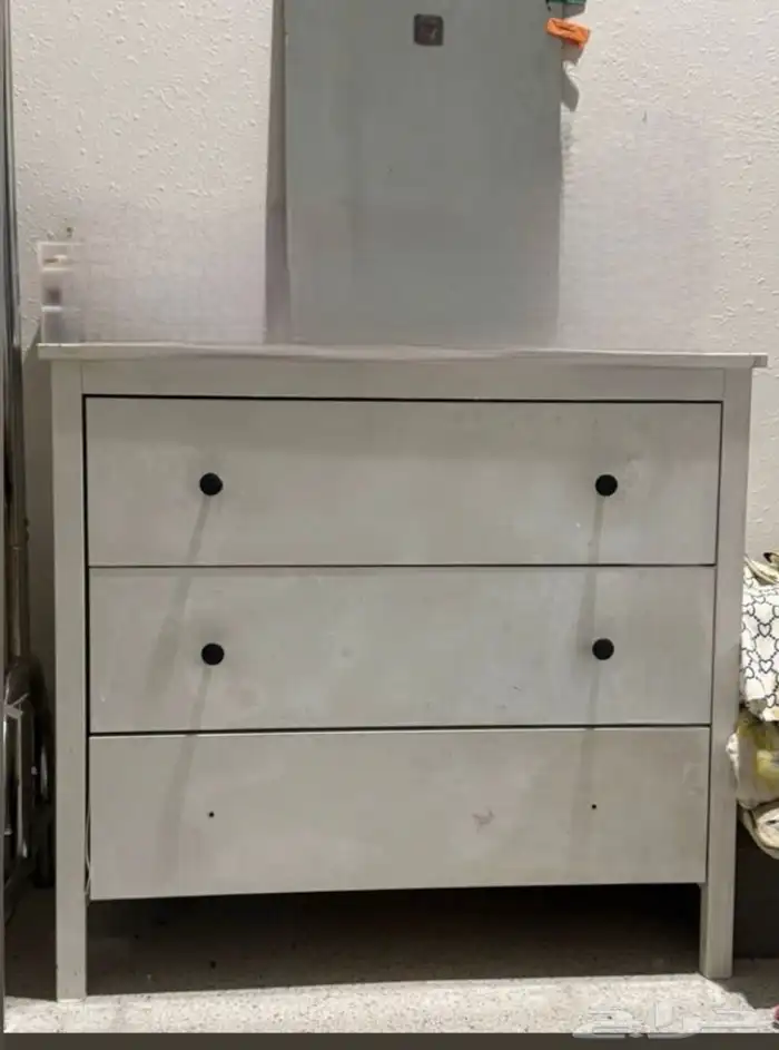 طاولة ايكيا 0