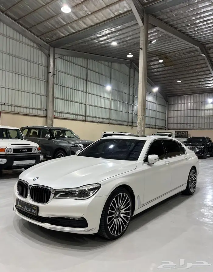 بي ام دبليو 2018 730i 1