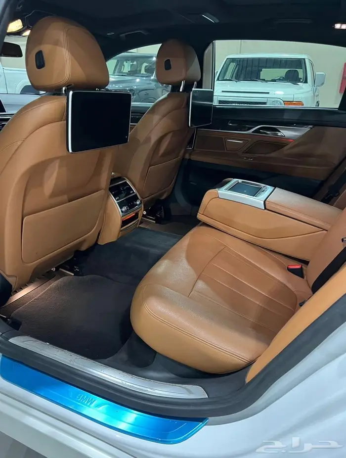 بي ام دبليو 2018 730i 6