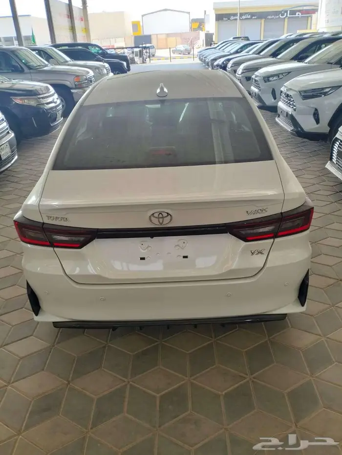 تويوتا يارس YX 1.3 بنزين 2026 3