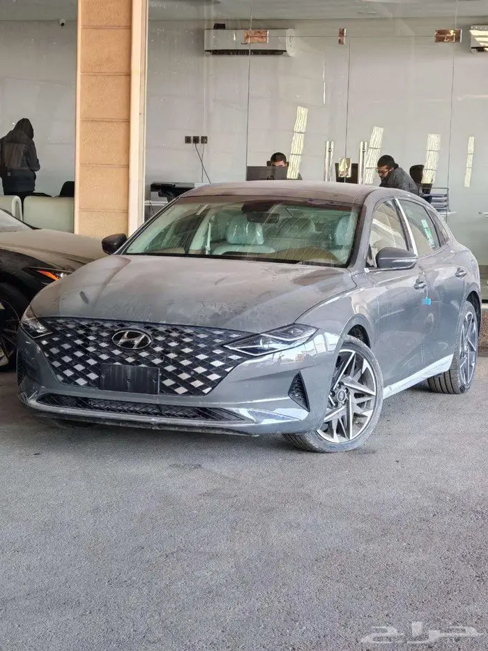 هيونداي أزيرا سمارت بلس فتحة بانوراما 2023 متوفر لدى الحسن 0