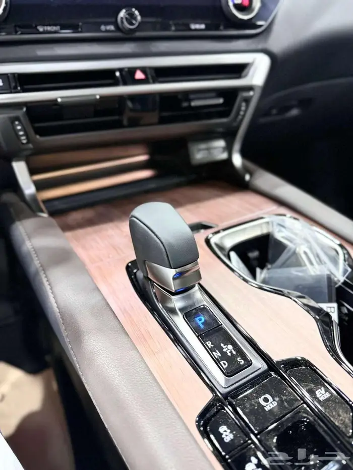 لكزس ( RX 350 BH ) موديل 2025 أقل الأسعار 15