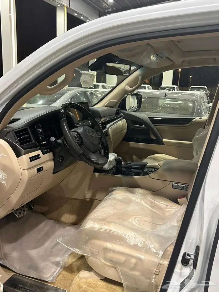 لكزس جيب LX570 سبورت سعودي 2021 11