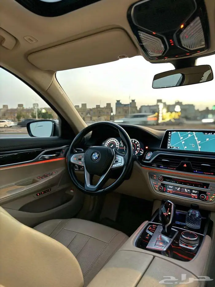 BMW 2017 نظيفة مصينة صيانة شاملة ثاني مالك 21