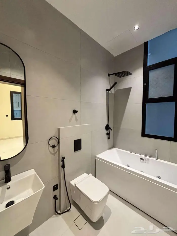 شقة 4 غرف تشطيب فندقي سمارت وبلكونة 56