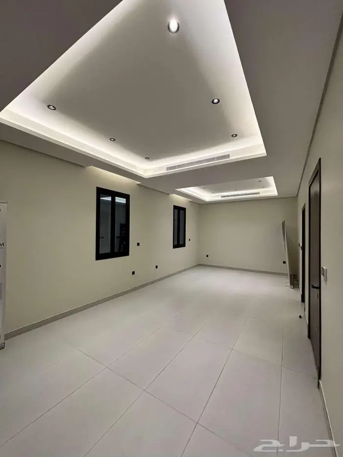 شقة 4 غرف تشطيب فندقي سمارت وبلكونة 50