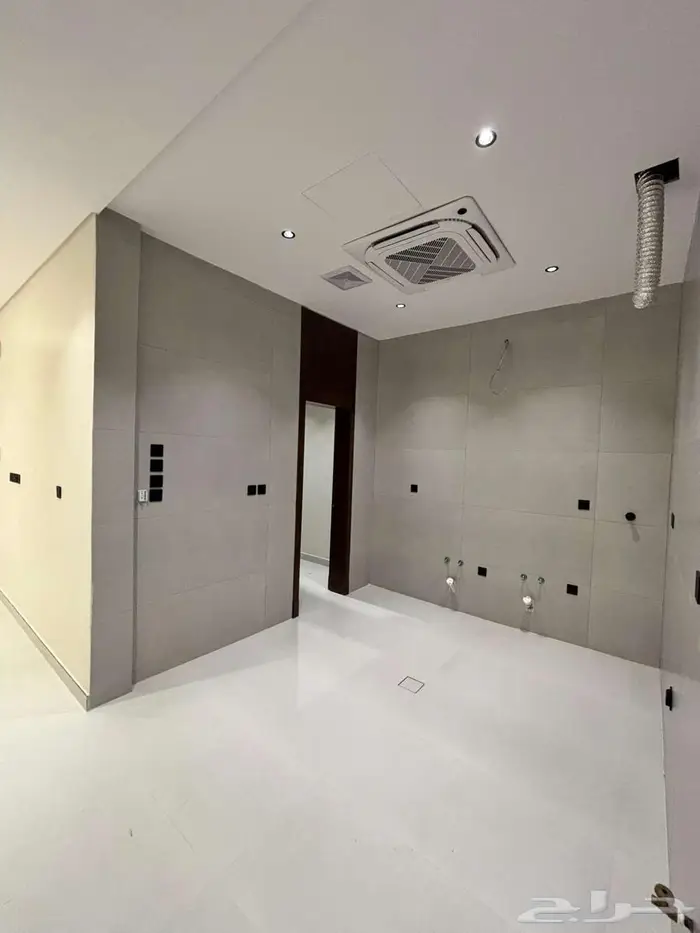 شقة 4 غرف تشطيب فندقي سمارت وبلكونة 37