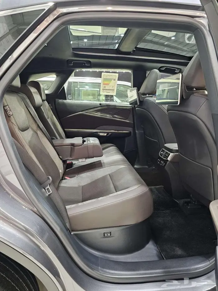 لكزس RX350 BB 2024 ( فل كامل أعلى فئه ) 17