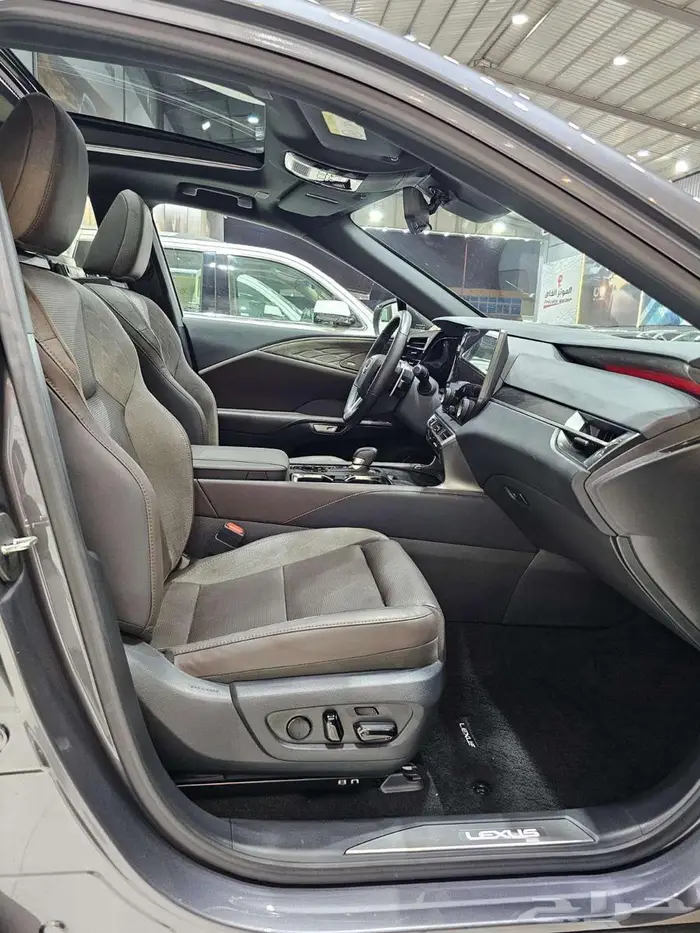 لكزس RX350 BB 2024 ( فل كامل أعلى فئه ) 15