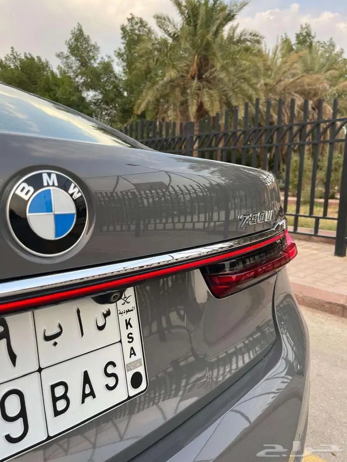 بي ام دبليو 730Li 2020 ( بحالة الوكالة ) 10