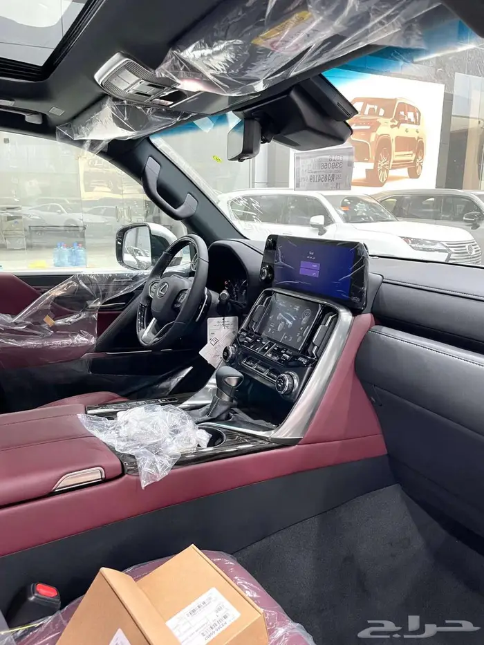لكزس LX 600 BB سعودي بطاقة جمركية 2025 تيتانيوم داخلي احمر 4