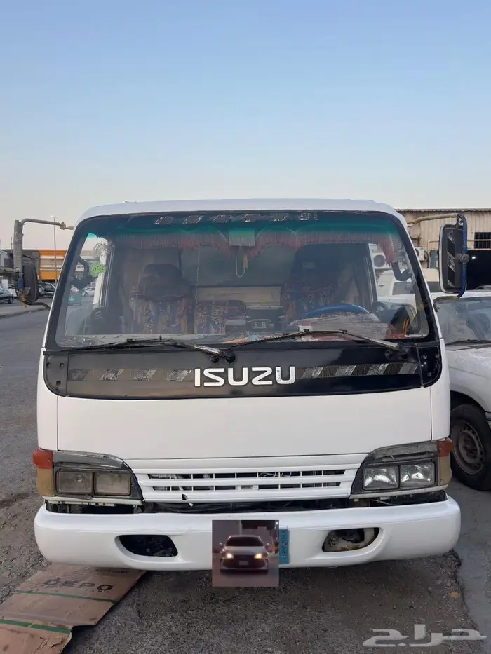 Isuzu Dyana 2004 Excellent condition 2