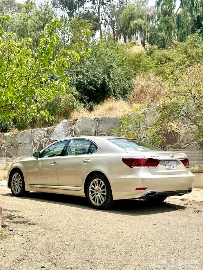 لكزس460L لارج سعودي نظييف 2013 3
