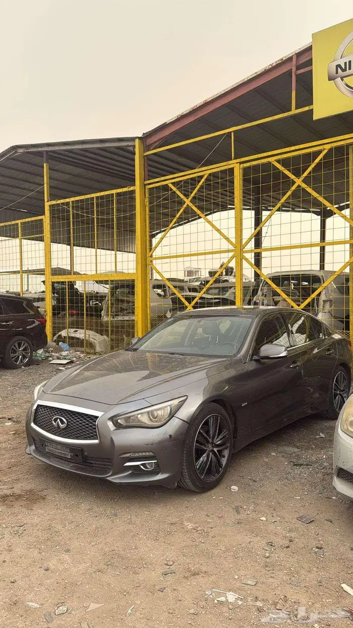 انفينتي Q50 موديل 2015 3