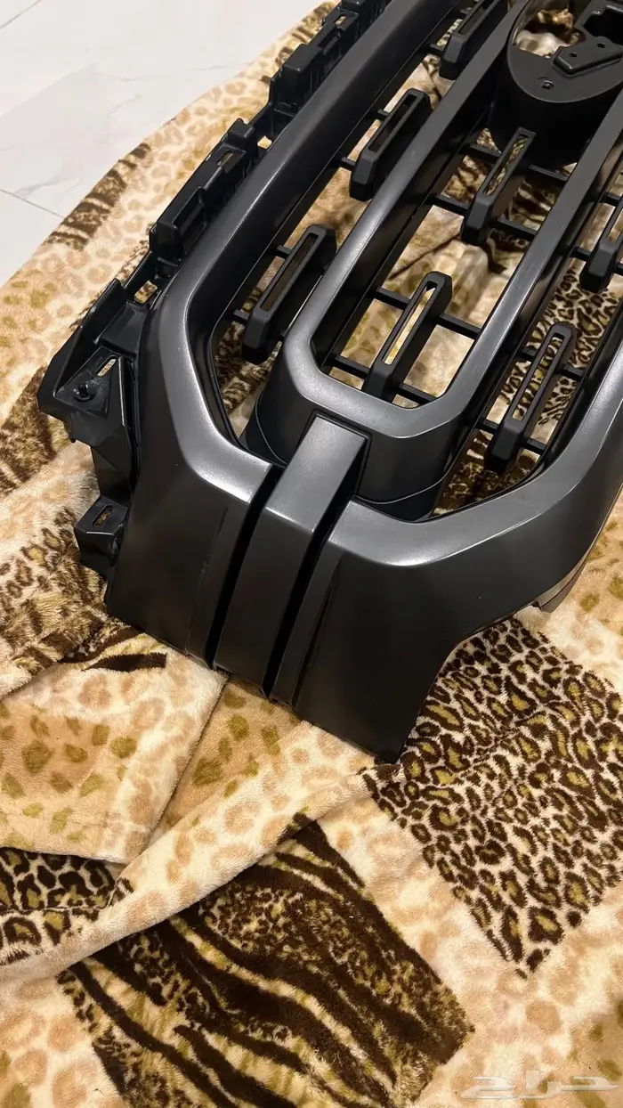 شبك وكالة اصلي فورد F150 2